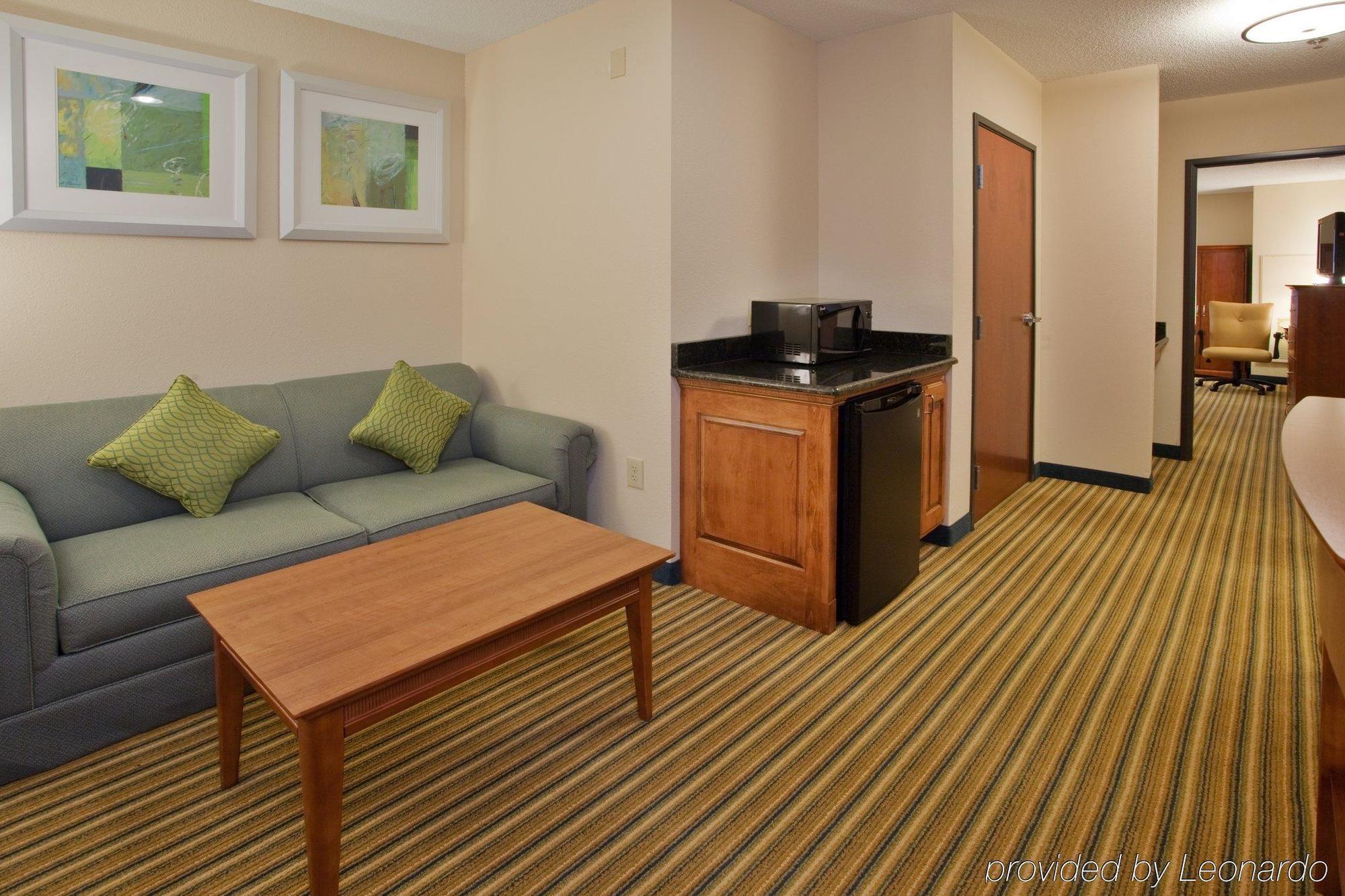 Americas Best Value Inn - Fredericksburg North Dış mekan fotoğraf