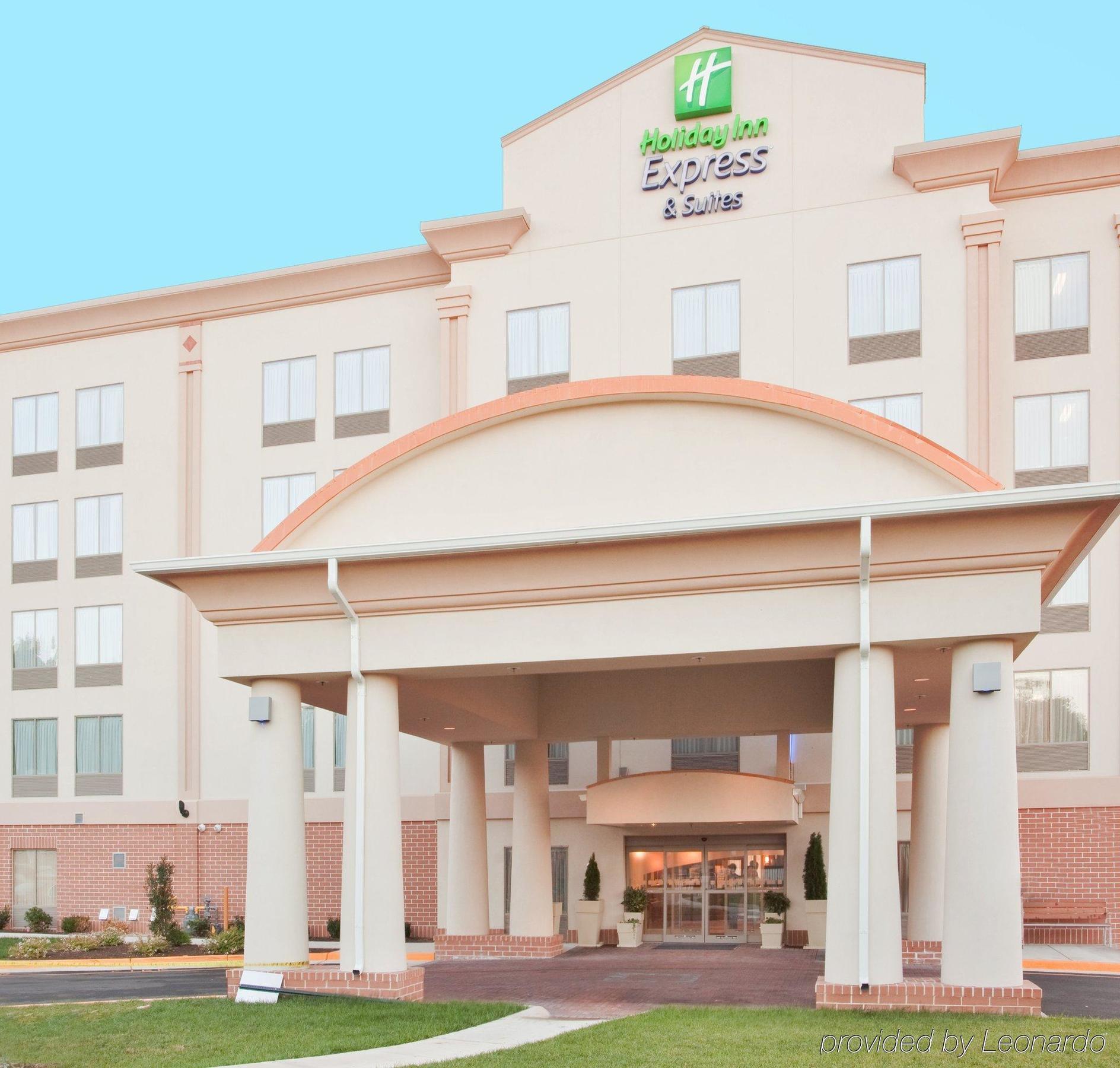 Americas Best Value Inn - Fredericksburg North Dış mekan fotoğraf