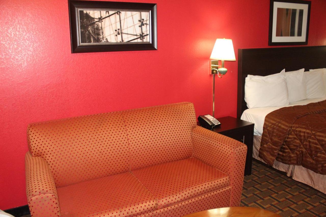 Americas Best Value Inn - Fredericksburg North Dış mekan fotoğraf